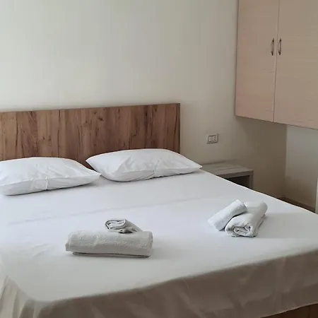 Cozy Sarandë